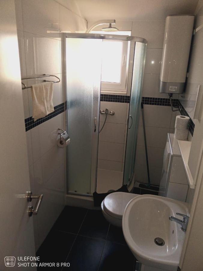 Abelia Sea View Apartment 普拉 外观 照片